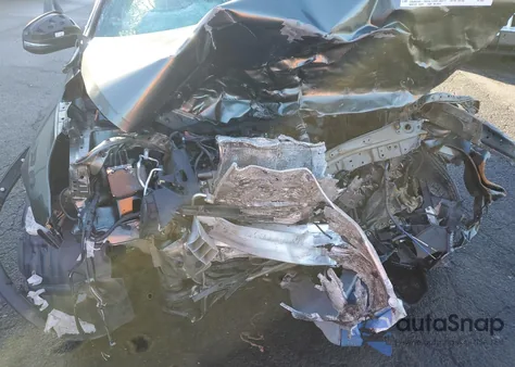 2018 Toyota Highlander Se z USA, uszkodzony, nr VIN 5TDJZRFH1JS903476